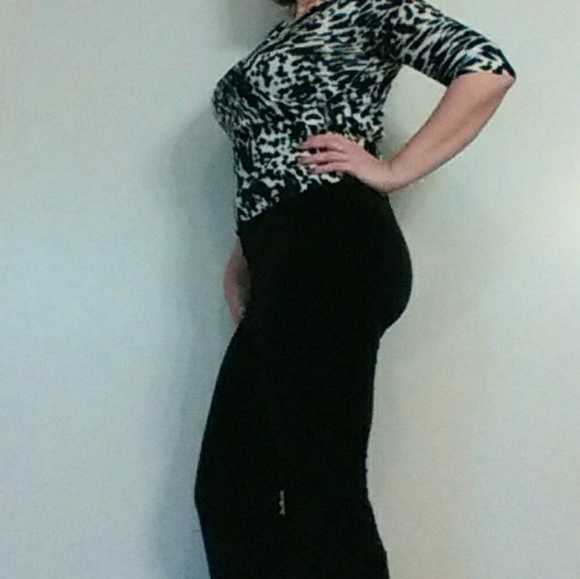 New York & Company - Picture 5 of 5